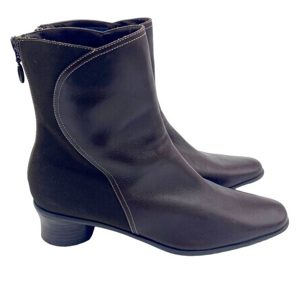 CIRCA JOAN & DAVID Brown Ankle Boots Size 6.5 Vintage Mod Booties - Picture 1 of 11